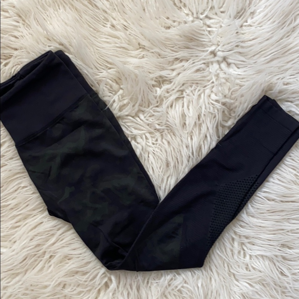 Women’s Camo Reebok Leggings